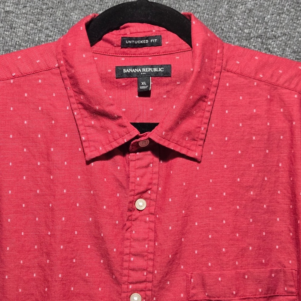 Banana Republic Men's‎ Red Untucked Fit Long Sleeve Button Up Shirt Size XL